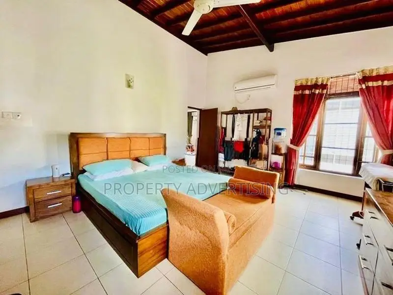 Pepiliyana Modern 3-Storey House for Sale Dehiwala