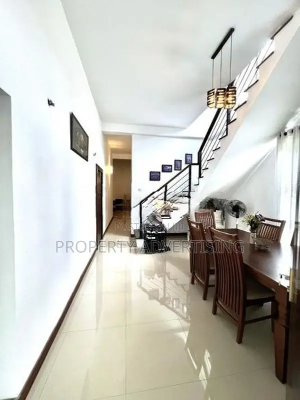 Dehiwala 5 Bedroom Modern House For Sale
