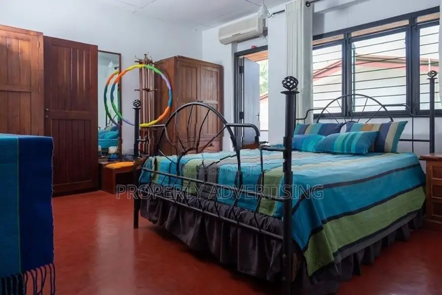 Luxurious 5BR Nawala House For Sale in Prime Location
