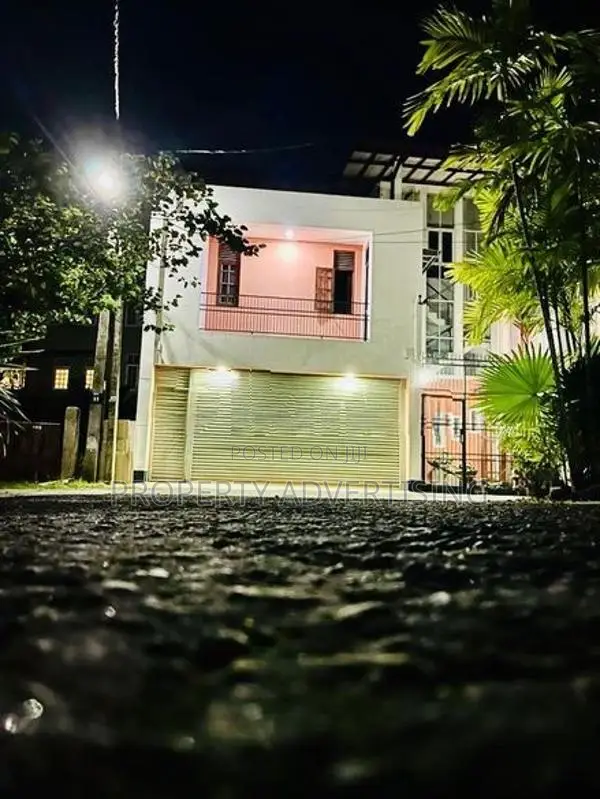 Pepiliyana Modern 3-Storey House for Sale Dehiwala