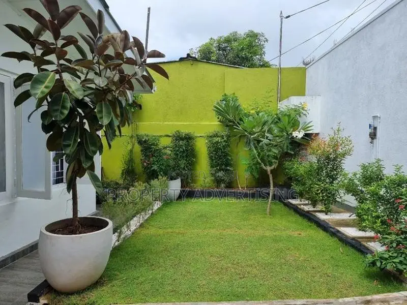 House for Sale in Rathmalana