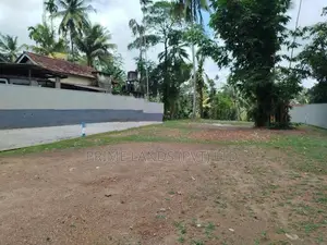 හෝමාගම බිම් කොටස් විකිණීමට