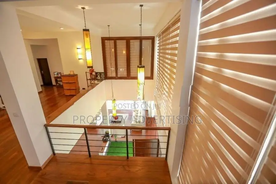 Nugegoda Super Luxurious House for Sale