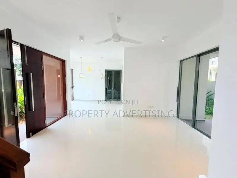 Thalawathugoda Gated Community Luxurious House For Sale