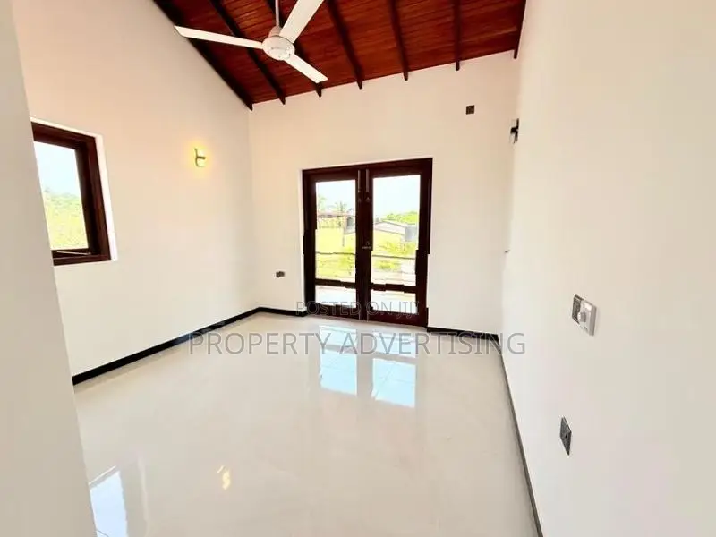 Luxurious Battaramulla Architect-Designed House for Sale