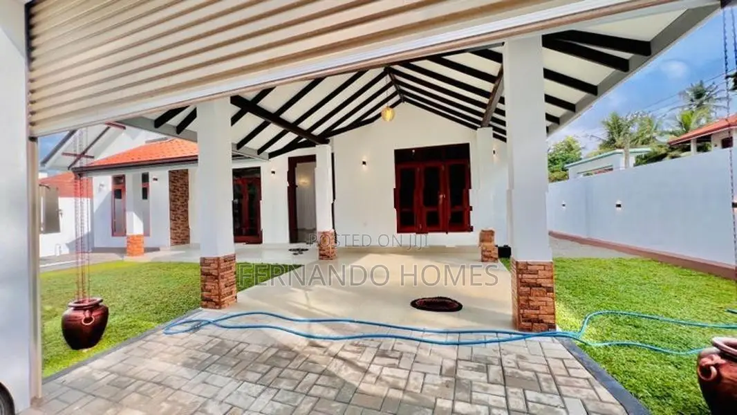 Solid New Single Storey House Sale In Negombo