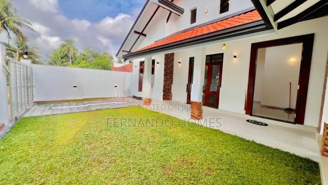 Solid New Single Storey House Sale In Negombo
