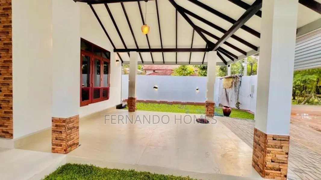 Solid New Single Storey House Sale In Negombo