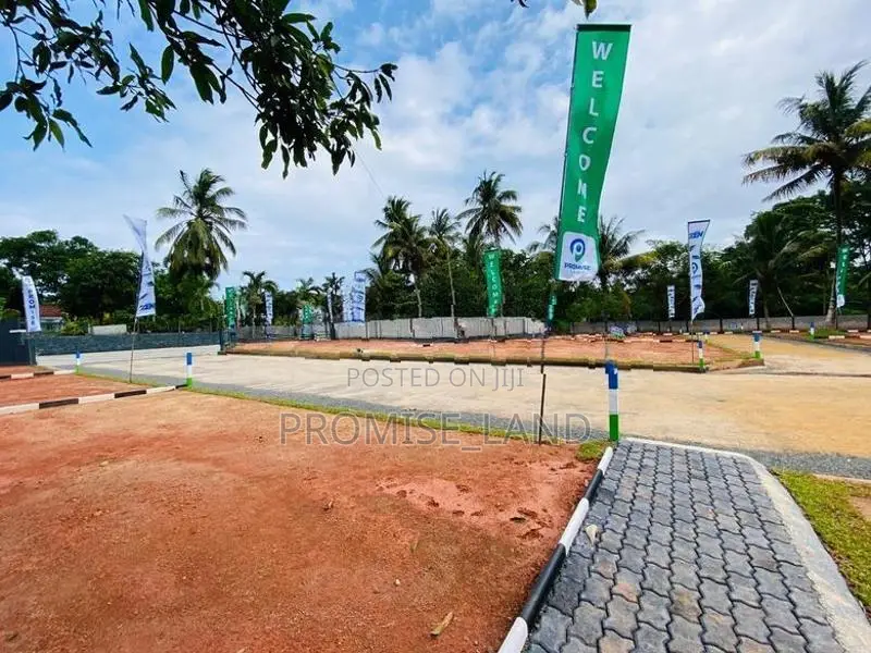 Land for Sale in Wadduwa Thalpitiya | K27