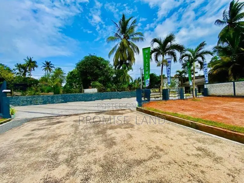 Land for Sale in Wadduwa Thalpitiya | K27