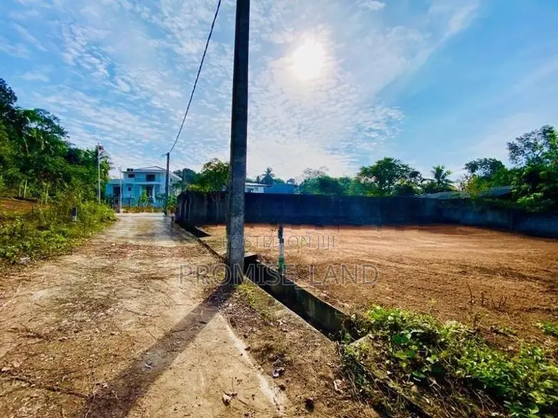 Land for Sale Near Hirana Junction, Panadura | K27