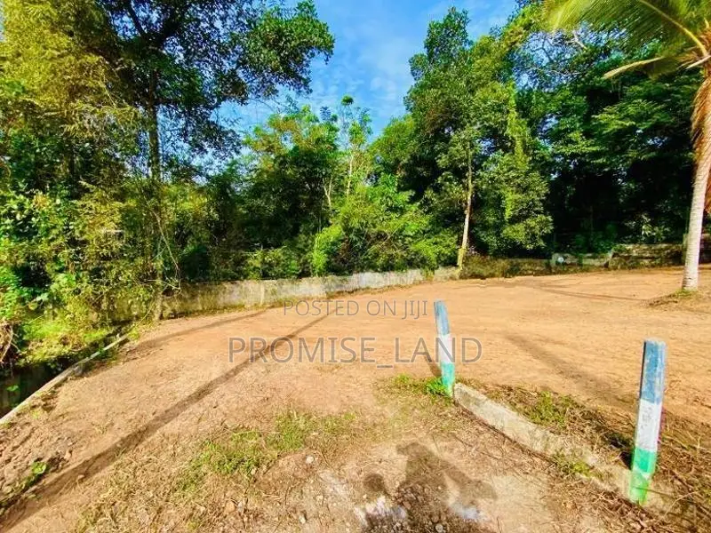 Land for Sale Near Hirana Junction, Panadura | K27