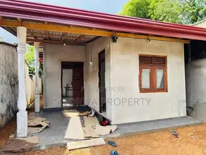 Newly Build Single Storey House for Sale in Piliyandala