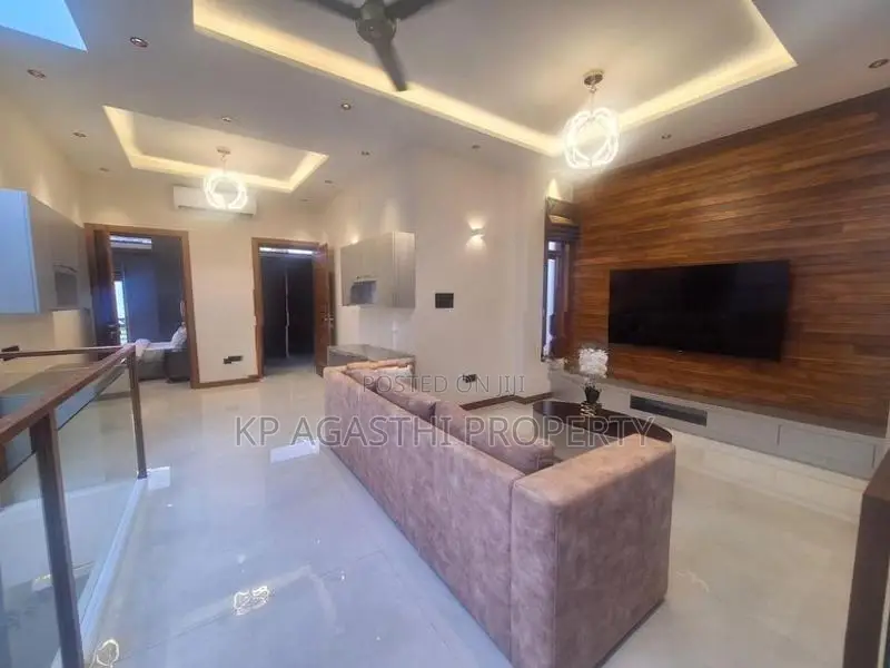 Fully Furnitured Luxury House for Sale in Battaramulla