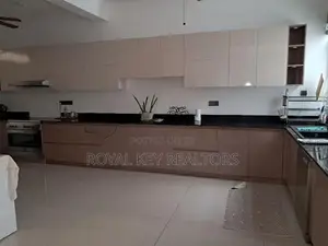 06 Bedroom Furnished House for Rent In Rajagiriya
