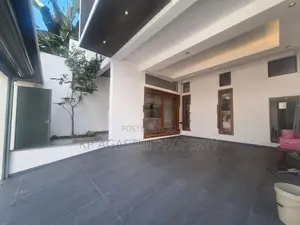 Fully Furnitured Luxury House for Sale in Battaramulla