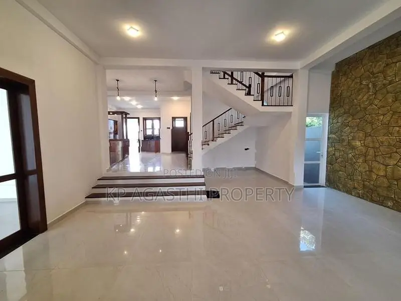House for Sale in Boralesgamuwa