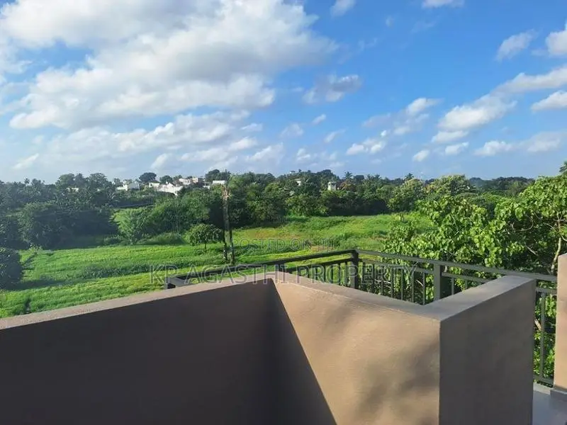 House for Sale in Boralesgamuwa