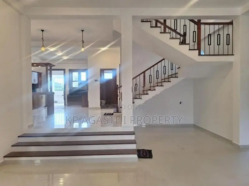 House for Sale in Boralesgamuwa