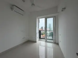 🏢 Cornwall - 03 Bedroom Unfurnished Apartment for Sale