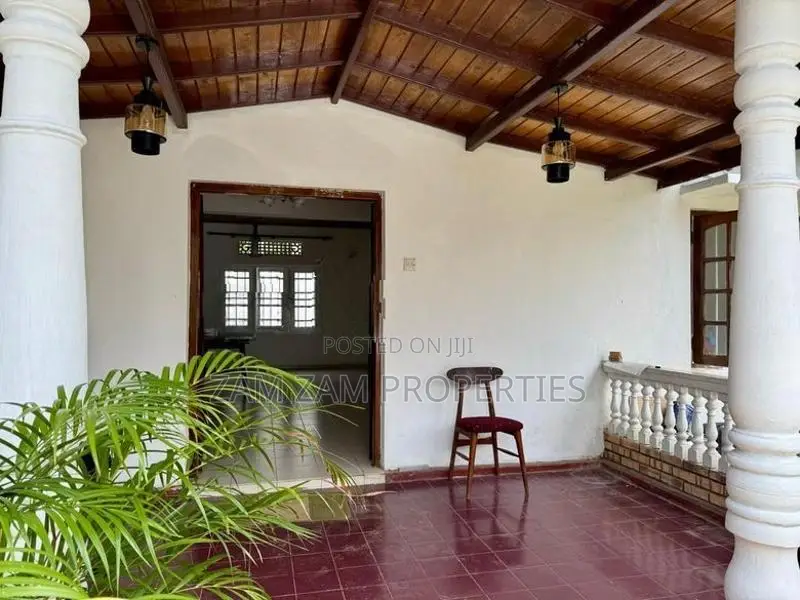 House for Sale in Off Waidya Road Dehiwala