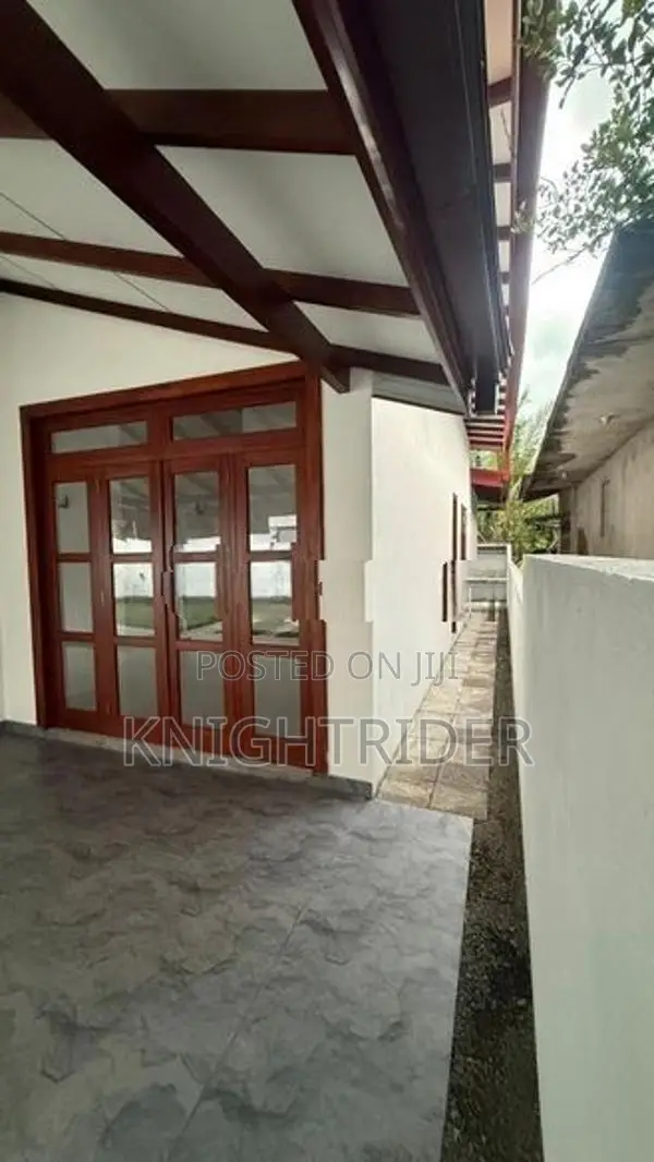 House Sale in Pokunuwita