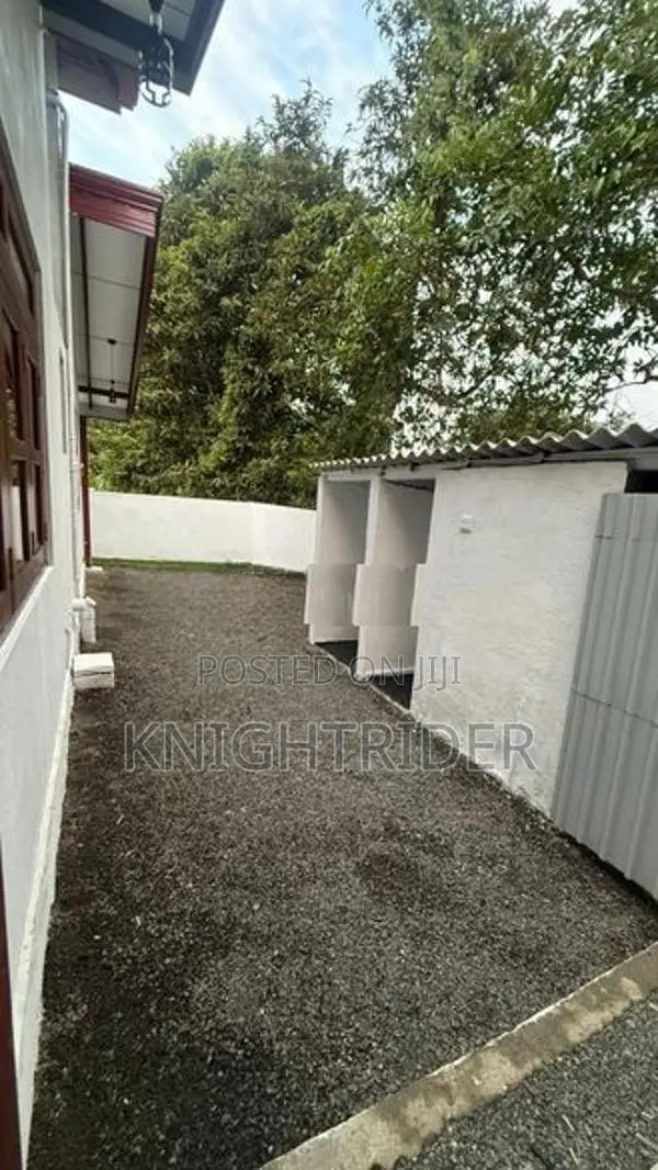 House Sale in Pokunuwita