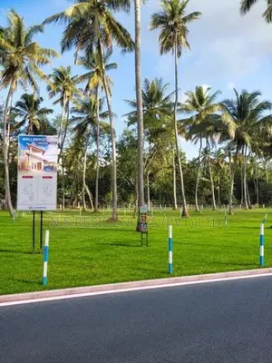 Mellawagedara Road Facing Land