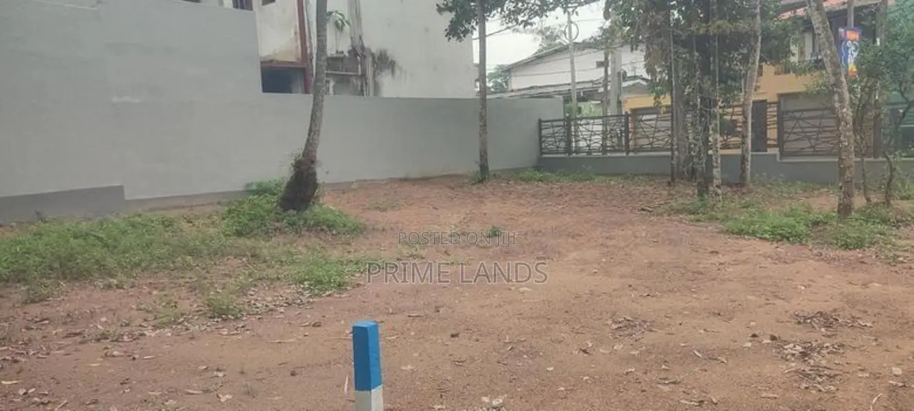 Residential Land for Sale in Thalahena