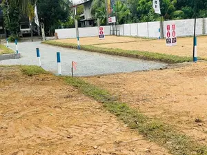 Residential Land in Wethara Old Road Polgasowita