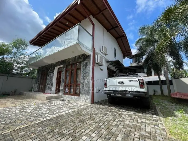 House for Sale in Pitakotte