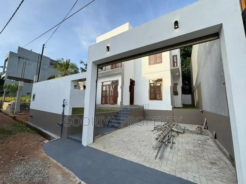 Brand New 2 Story House for Sale in Moratuwa Piliyandala