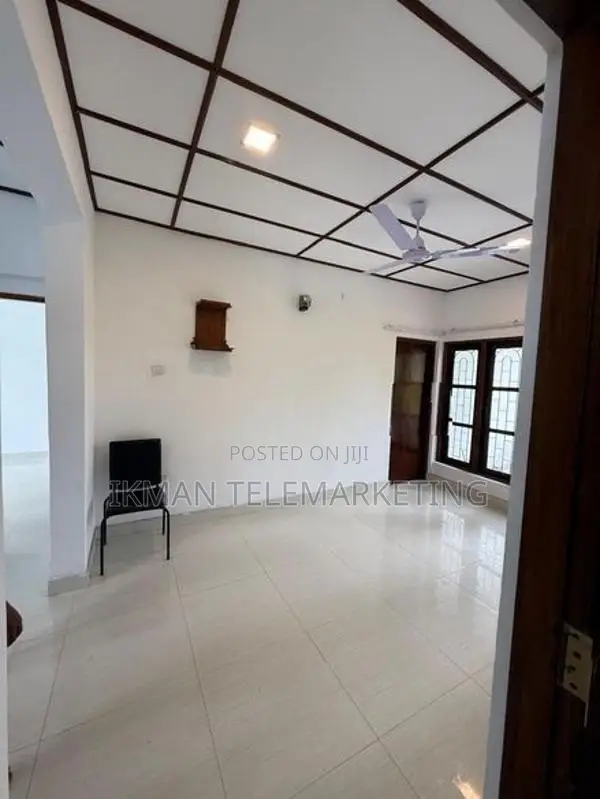 Modern Upstairs House for Rent – Near St. Mary's School, Ja-Ela