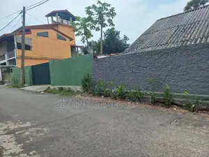 Land with Old House for Sale – Wattala