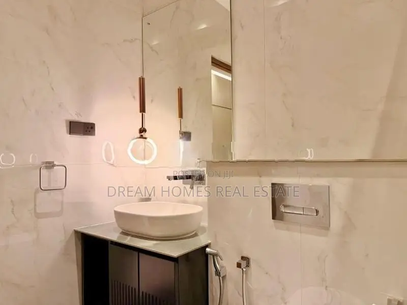 5BR 3Story House Battaramulla