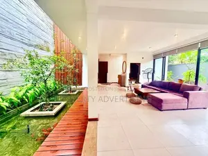 Pannipitiya 4 BR Architecture House For Sale in Thalawathugoda