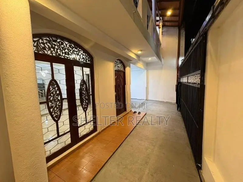 Spacious 4 Bedroom House for Rent in Buthgamuwa