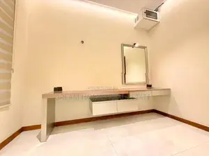5BR 3Story House Battaramulla