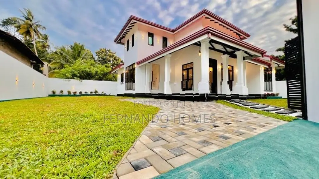 Super Nice View Luxury Single Storey House For Sale In Negombo Kandawa