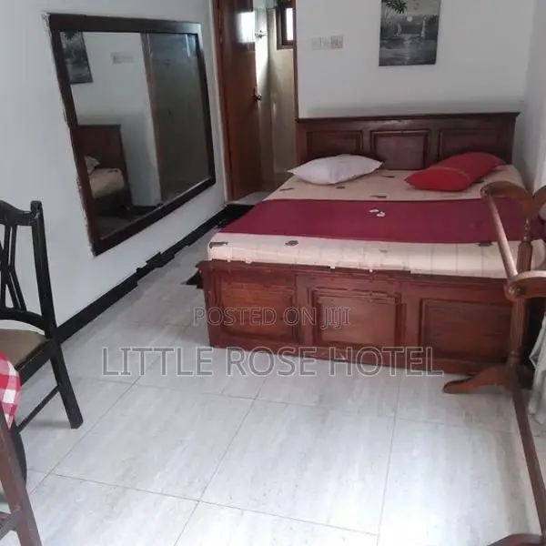 COMFORTABLE ROOMS IN MORATUWA
