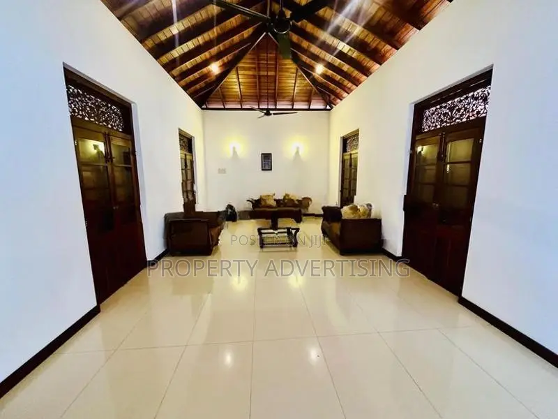 5BR Nugegoda Luxurious House for Sale in Prime location