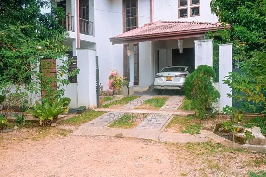Fully Furnished House for Sale Ampara