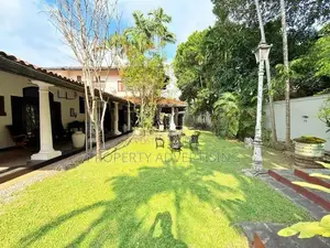 6BR Battaramulla Colonial Style House for Sale Jayanthipura