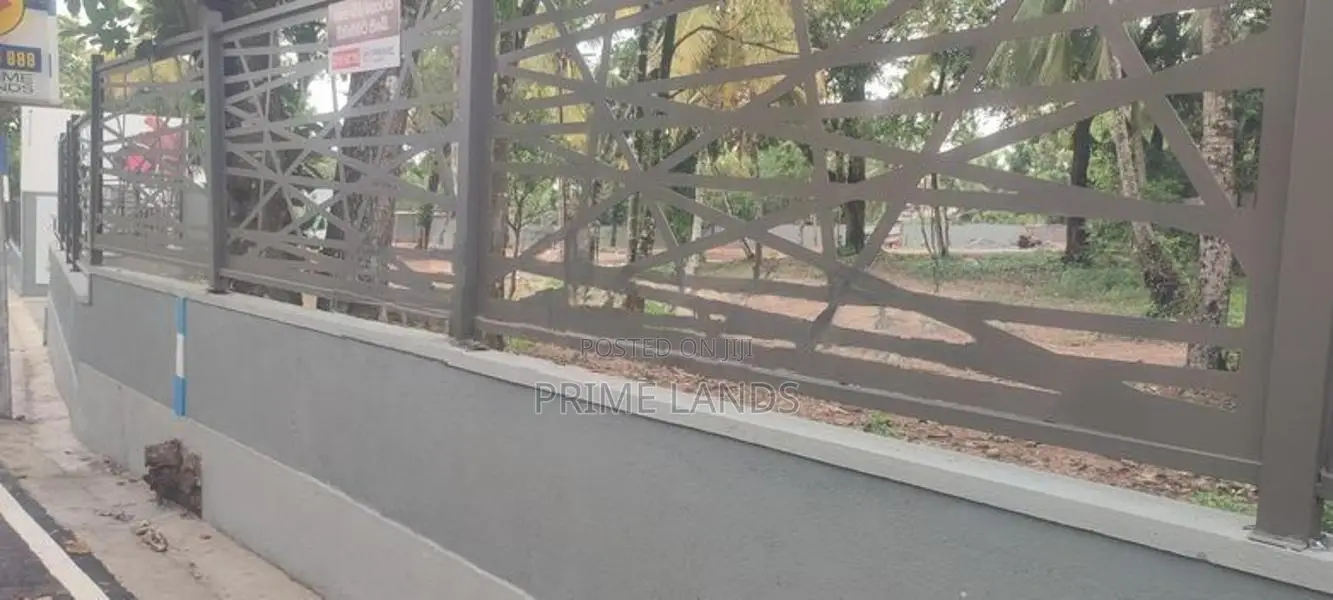 Residential Land for Sale in Thalahena