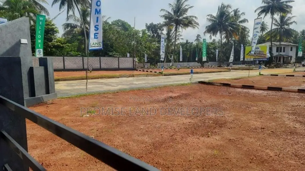 තල්පිටිය වාද්දුව ගාලුපාරට ලගින් සුපිරි බිම් කොටස් N38
