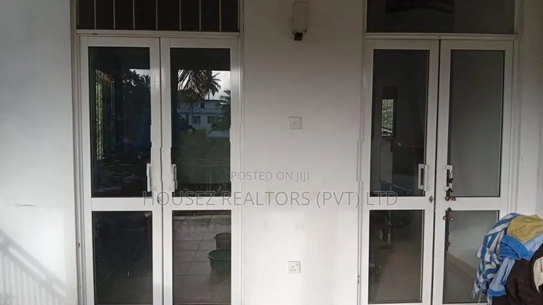 Fully Furnished 3-Bedroom House for Rent – Kottawa