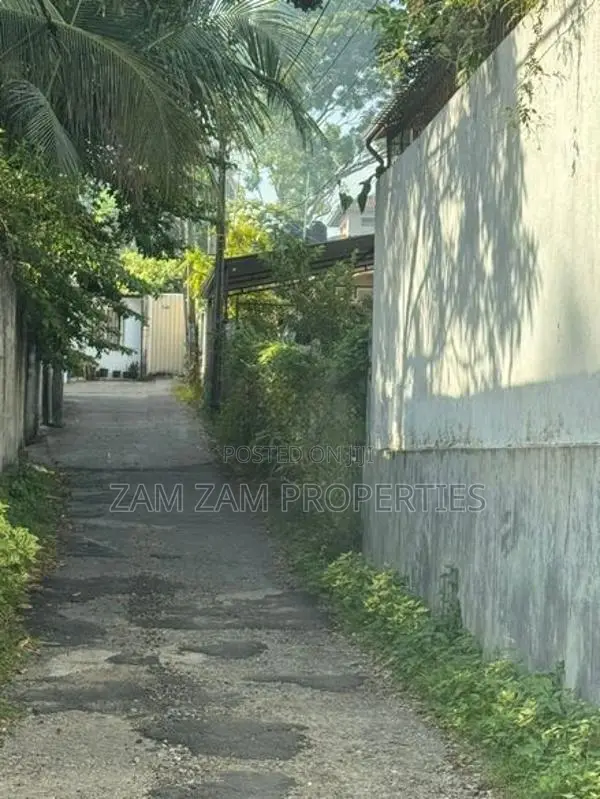 Land for Sale in Off Anderson Road Nedimala Dehiwala