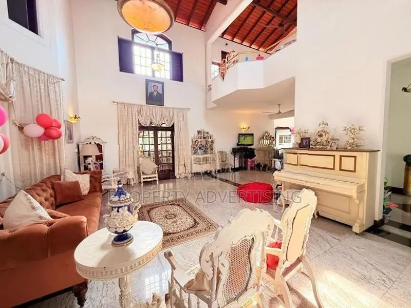 6BR Battaramulla Colonial Style House for Sale Jayanthipura