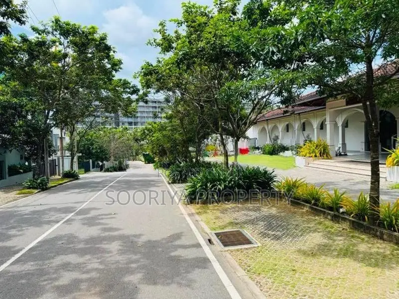 4 Bed,2 Bath, Brand New Luxury Two Story House for Sale in Kahathuduwa