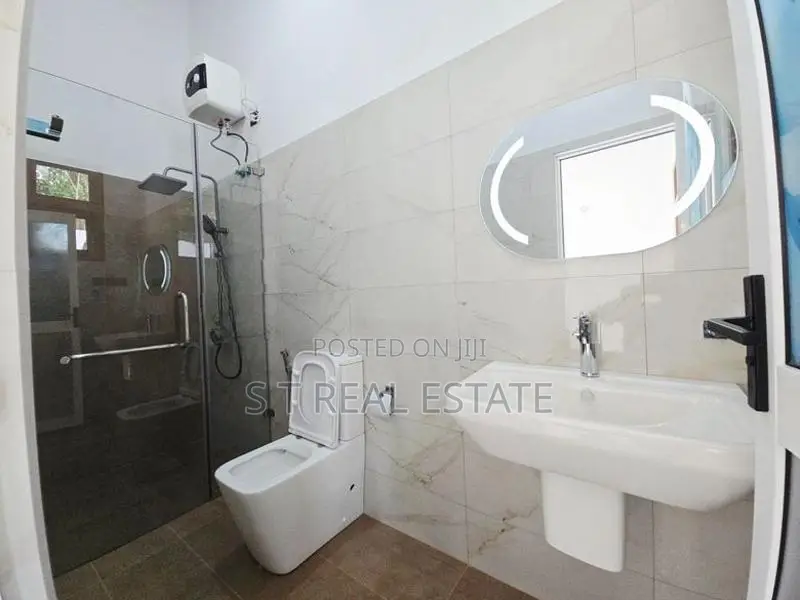 Newly Build Luxury 2 Storey House for Sale in Piliyandala